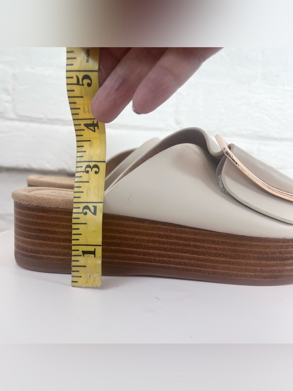 Kelsi Dagger Dover Shell Platform Slide Sandal Cream Large Buckle Size 8 NWOT - Picture 13 of 14